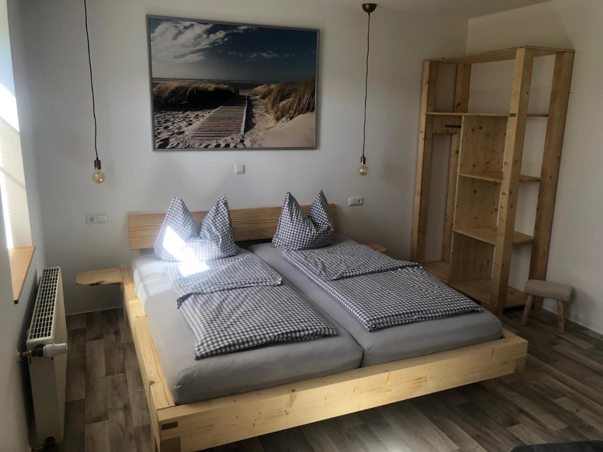 Landgasthof Wetteraperle Raila Bagian luar foto