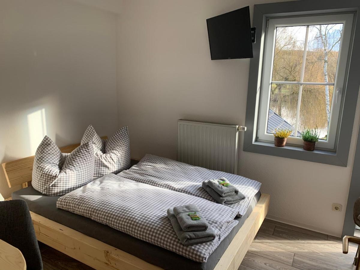 Landgasthof Wetteraperle Raila Bagian luar foto